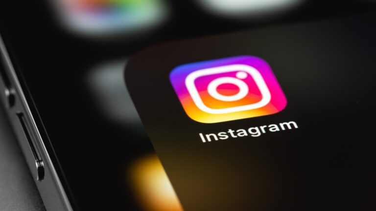 How to Safely Buy Instagram Followers and Grow Your Brand